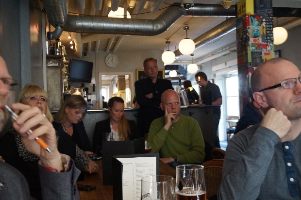 Der var stor sp�rgelyst blandt de fremm�dte p� O'Flanagans